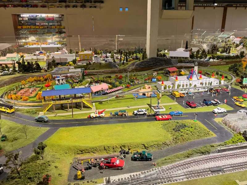Miniature train display at Choo Choo Barn in Strasburg PA.