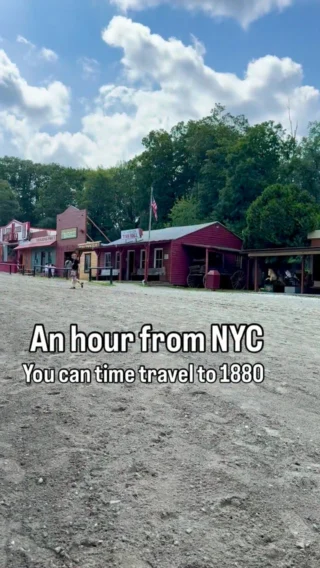 Instagram post from travel.like.jess. This post is in position 2.